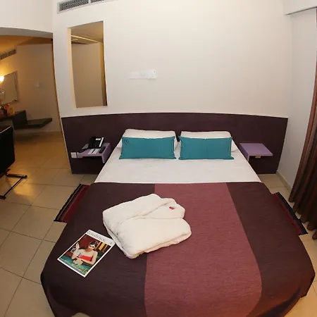 Altius Boutique 4* Нікосія