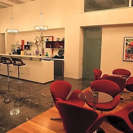 호텔 Altius Boutique 4*