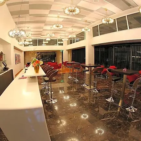 Altius Boutique