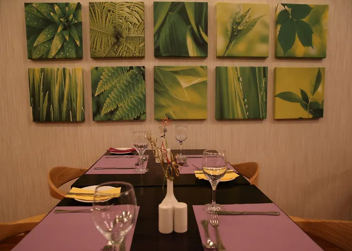 מלון Altius Boutique