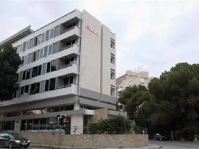 Altius Boutique 4* ניקוסיה