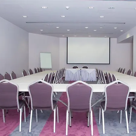 阿尔图斯精品酒店